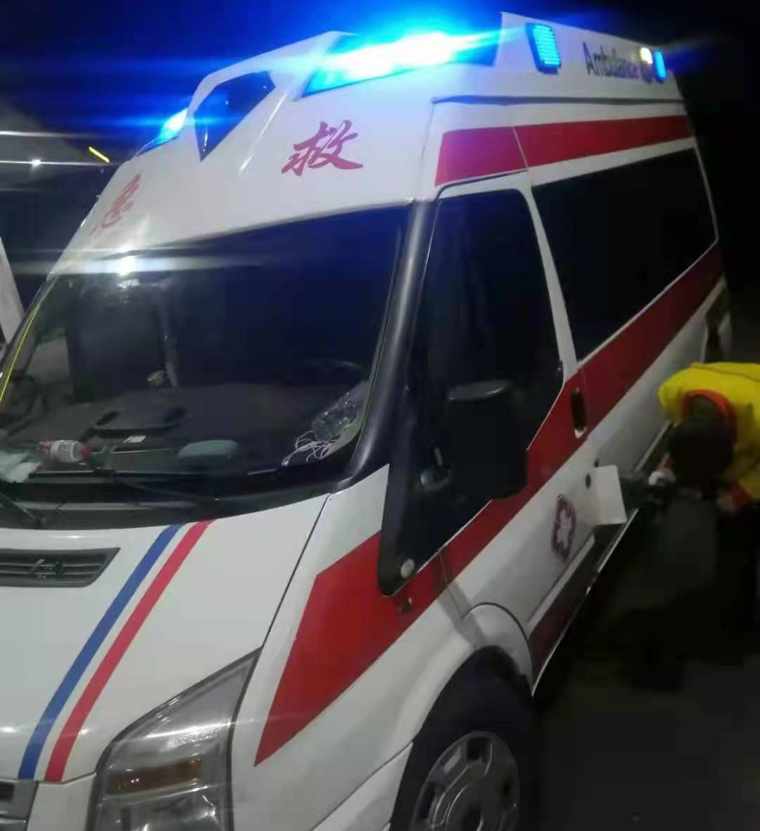 中山市专业救护车出租